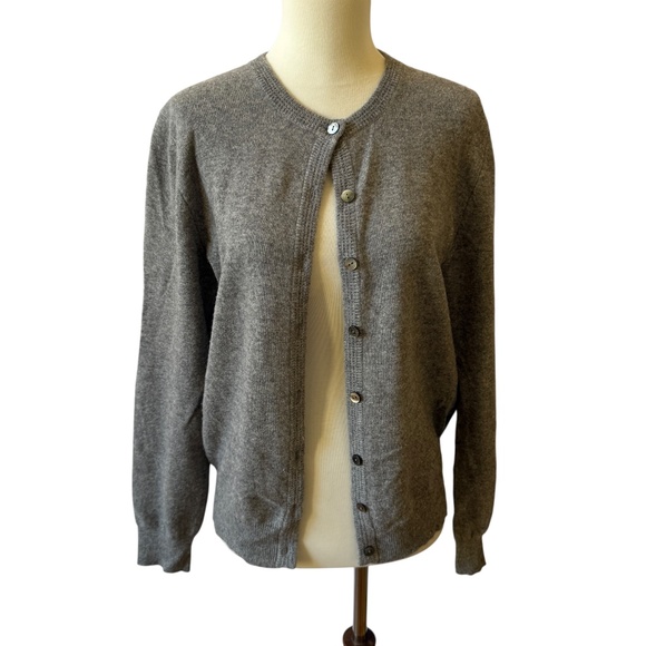 KAPRA HISKA CASHMERE CARDIGAN SWEATER PREPPY LIGHTWEIGHT NEUTRAL CLOSET STAPLE L - Picture 2 of 11